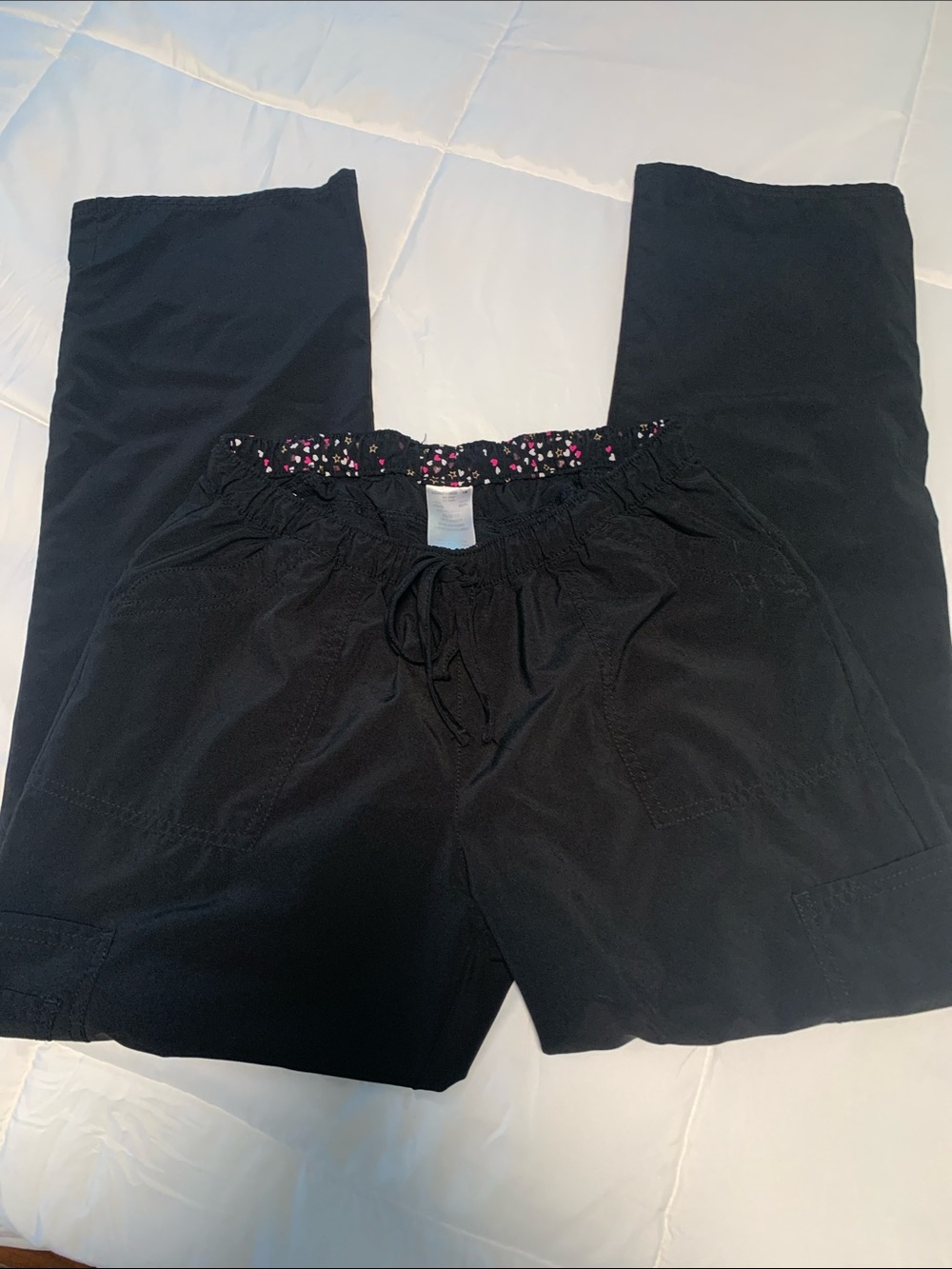 Black scrub pant straight leg with side pockets